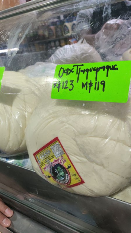 123: kilo queso Oaxaca pasillo #4 local 150